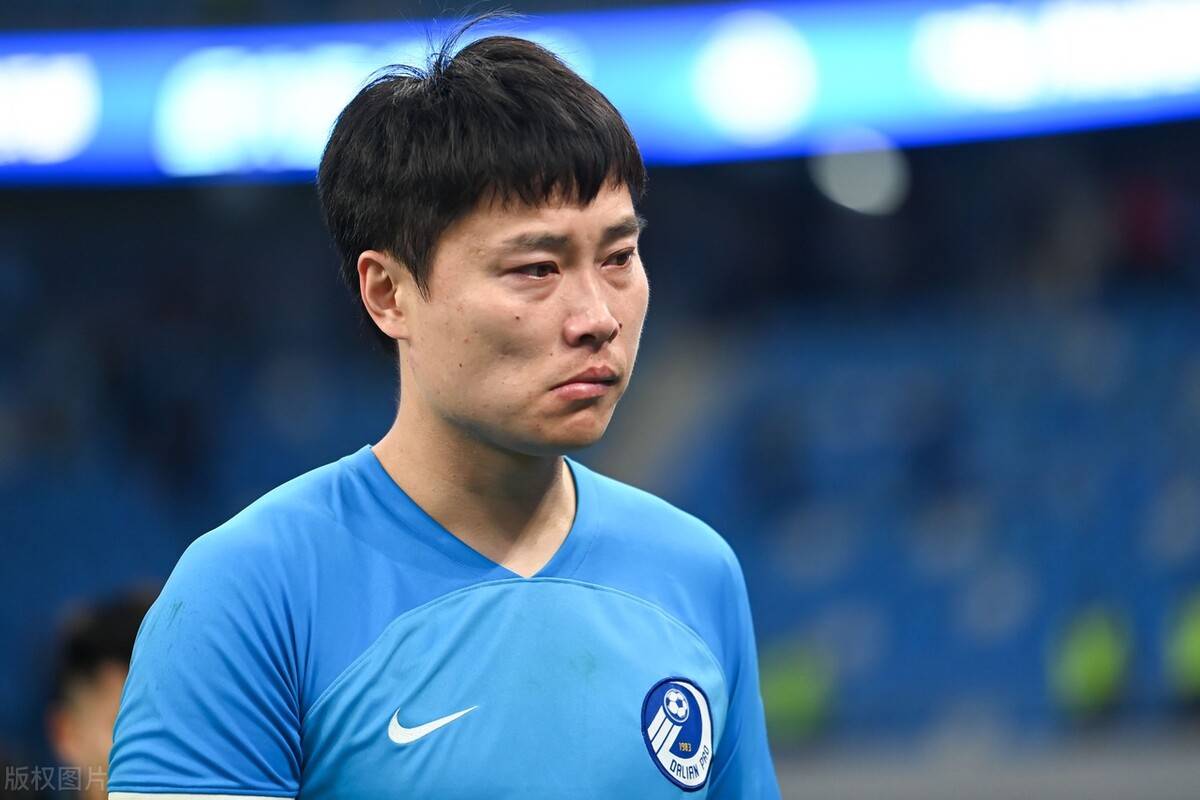 包含大连一方球员展现出色表现,全力冲刺前进的词条 包含大连一方球员展现出色表现,全力冲刺前进的词条