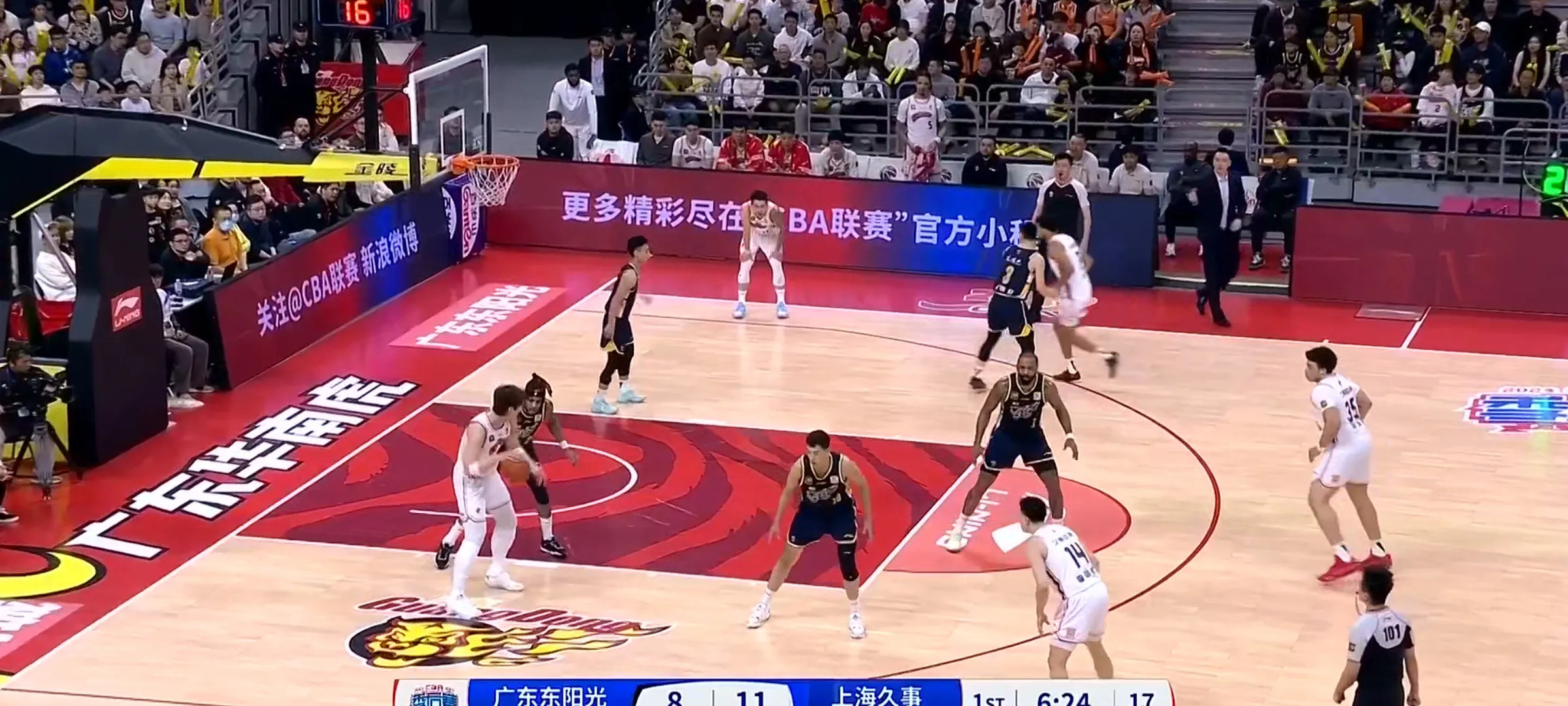 广东男篮主场迎战上海队,双方将上演对决 广东男篮主场迎战上海队,双方将上演对决