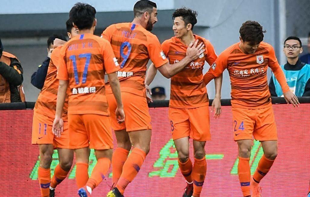 AYXapp下载-战术调整关键，球队备战战术布置