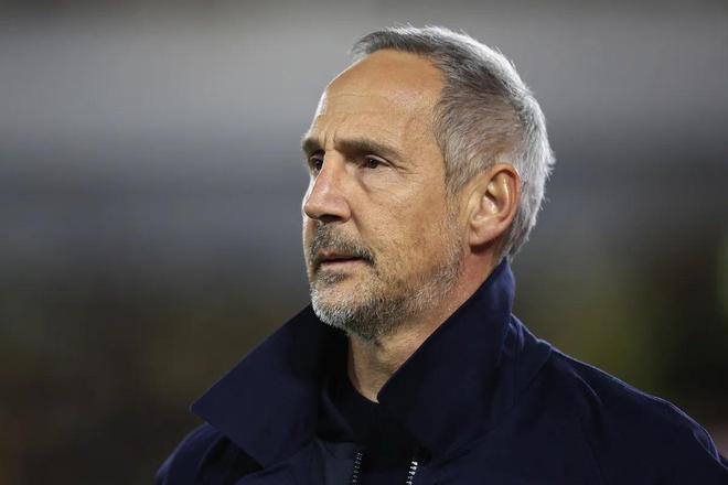 爱游戏tv-摩纳哥主帅赞誉年轻球员表现，法甲前景看好