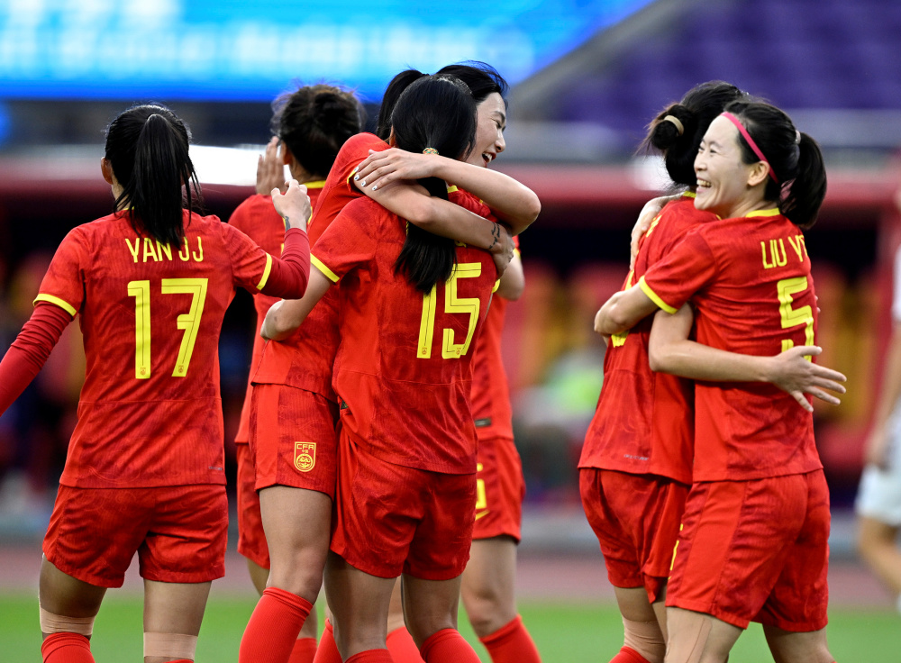 爱游戏tv-关于女子足球赛事中，中国队获得显著成绩的信息