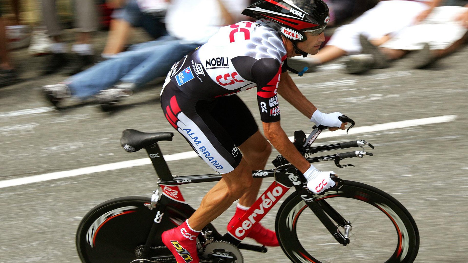 跨界焦点，西甲国家德比夜，广厦篮球德比意外抢镜