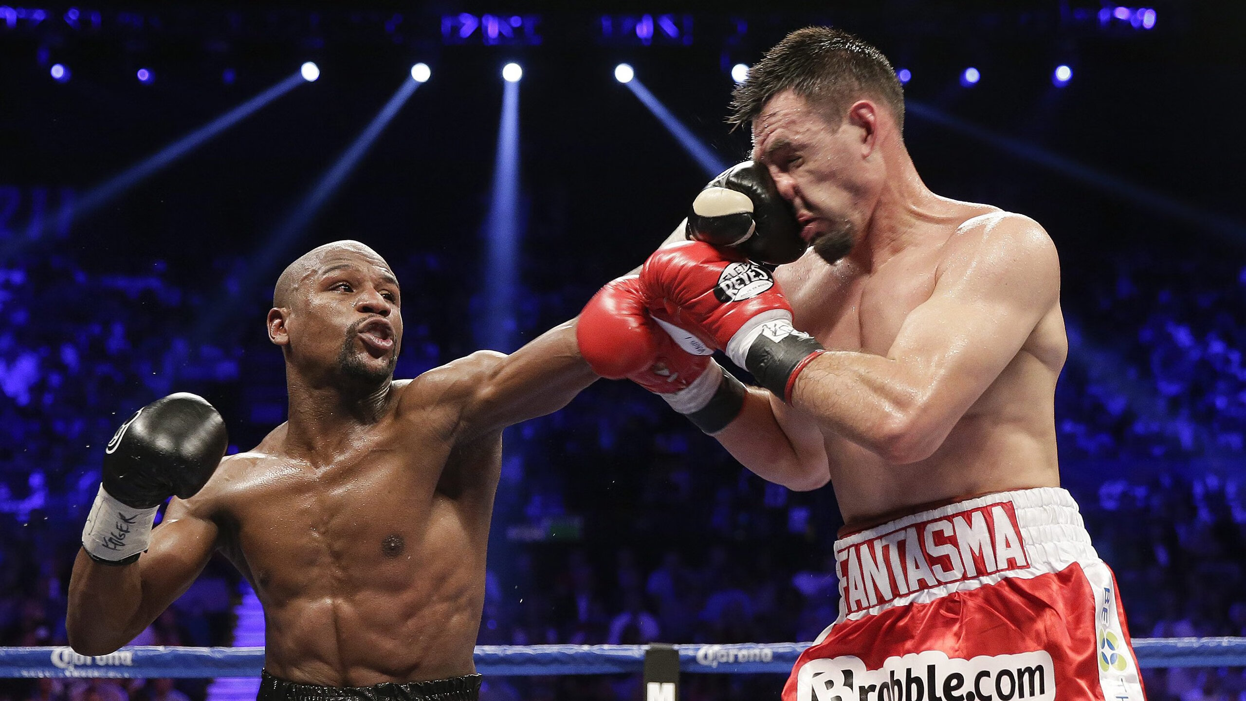 阿劳霍关键封锁定乾坤,摩洛哥单节攻防风暴拉开丹麦神话序幕